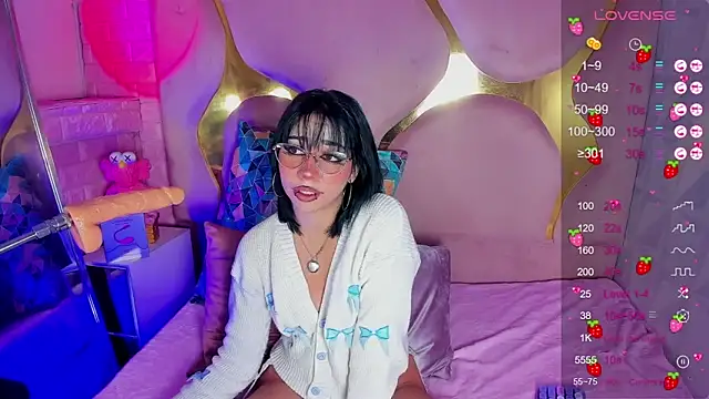 แชท XXX สดของ NaniiSisy