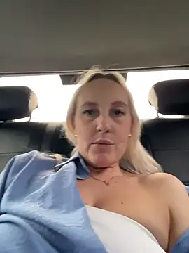 MerlinDave élő XXX-chatje