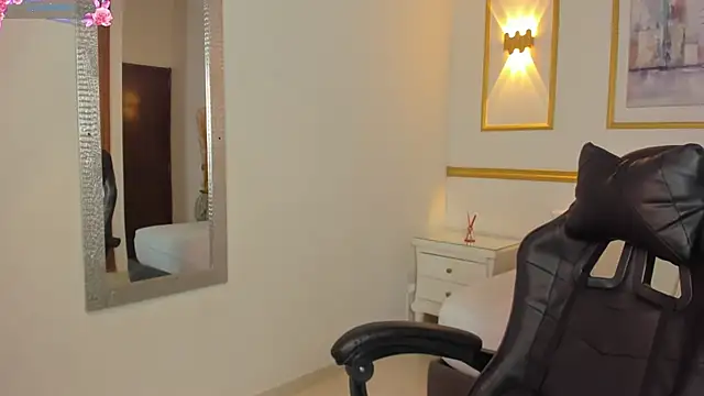 lia_sexx19 Adlı Modelin Canlı XXX Sohbeti