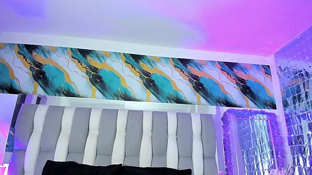 IsaDiiaz 现场XXX聊天