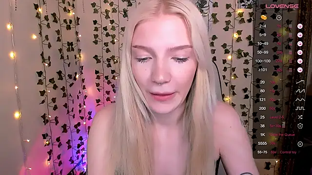 AnyaTaylor_ Live XXX-chat