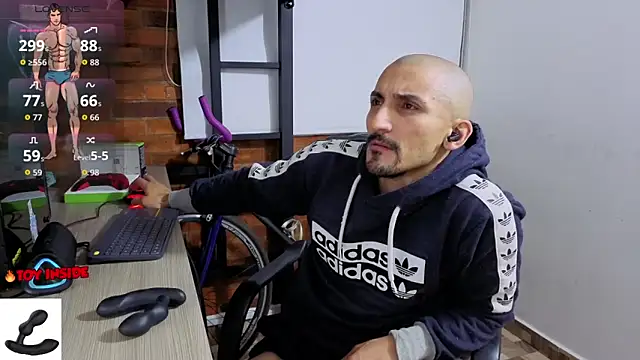 XXX chat uživo modela Marck_Muscle