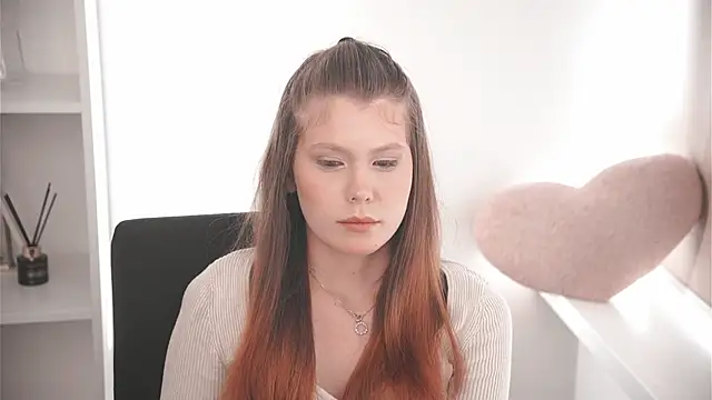 MarnieWootan Adlı Modelin Canlı XXX Sohbeti