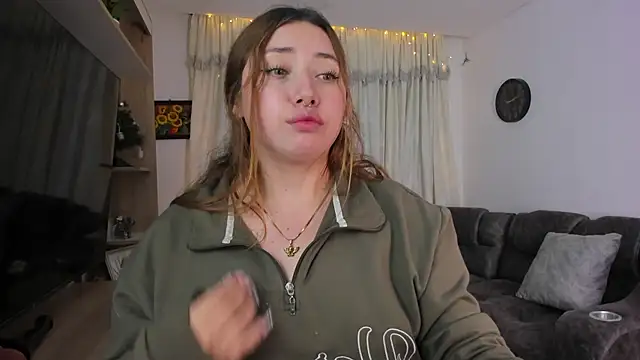 Mariana_Castro9: онлайн-секс-чат