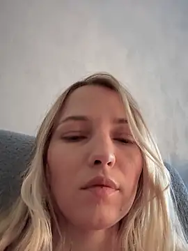 Adelina0001 Pertunjukan Webcam