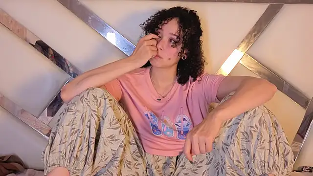 Chat +18 de Benny_and_Mark ao vivo