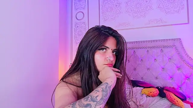 Cori_Paige Chat XXX in diretta