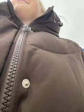 Chat XXX ao vivo de MerlinDave