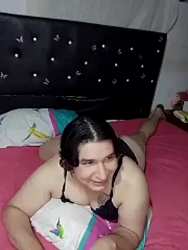 Kaissydoll élő XXX-chatje