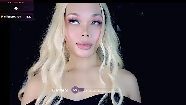 BEBEhugecock69 élő XXX-chatje