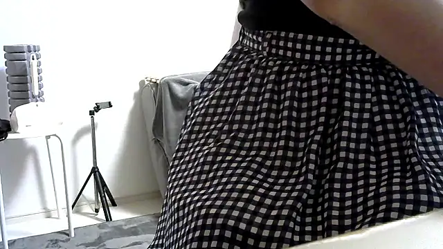 leopiii-iiJP Live XXX Chat