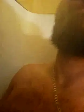 UncutHammer69 Chat XXX in diretta