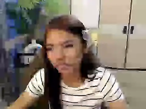 cutie_milker Pertunjukan Webcam