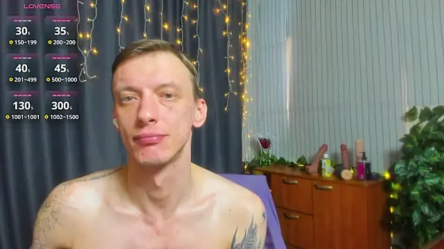 Jamie_Inked Adlı Modelin Web Kamerası Şovu