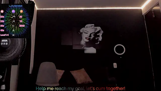 StephanMyers Chat XXX in diretta