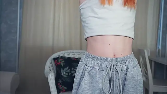 TarynPalek Show in webcam