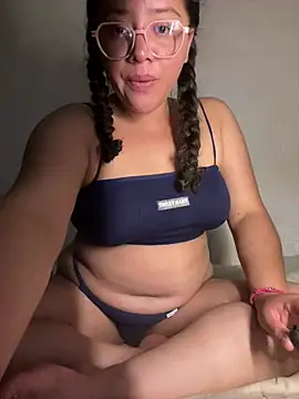 Chat XXX ao vivo de Vivi_Kvsh