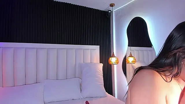 แชท XXX สดของ FireDollx