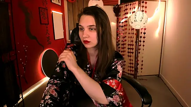 TessaMill – Naživo XXX chat