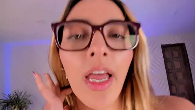 Sembang XXX Secara Langsung MelissaMoore_