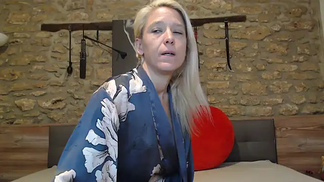 Naschkatze01 – Live XXX-chat