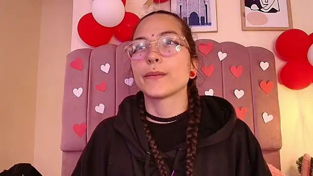 Hanabie_: онлайн-секс-чат