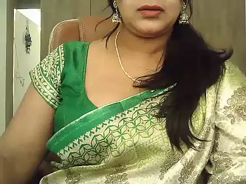 Chat +18 de Spandana_Sweety ao vivo