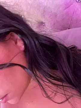 Rousse_blue's Live XXX Chat