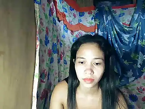 PinaySkinnyGirl's Live XXX Chat