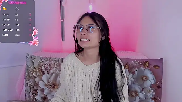 Chat XXX ao vivo de NayeCloud