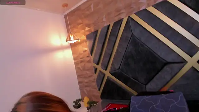 Онлайн чат XXX Valka_Ross