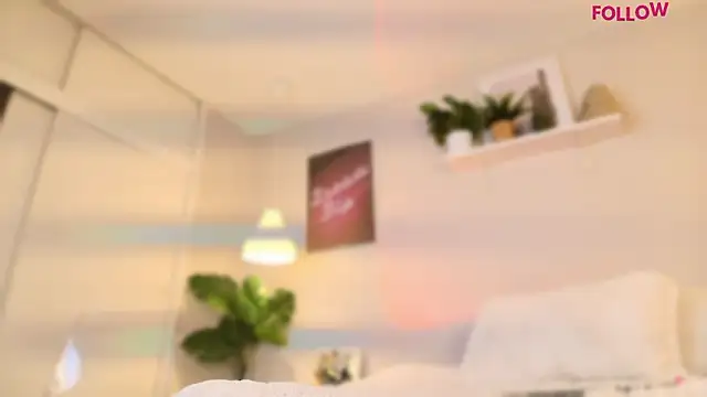 Queen_liana Adlı Modelin Canlı XXX Sohbeti