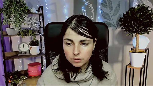 MartaEdams' Live XXX Chat