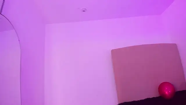 แชท XXX สดของ im_tiffany_