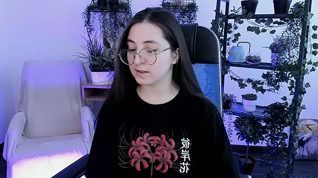 VirtuallVoyantn Live XXX chat