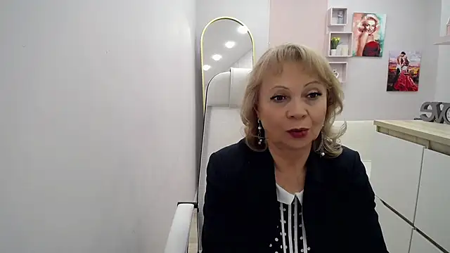 Milla_Cutie18 Chat XXX live