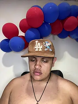 boy_jasson's Webcam Show