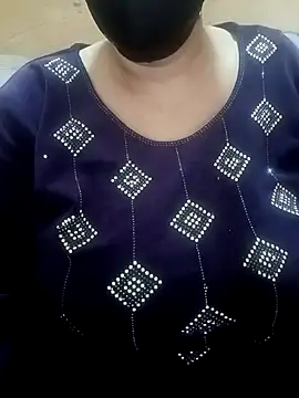 Show modela Simran_008 na web-kameri