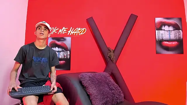 Chat XXX ao vivo de GREEN_BOYS