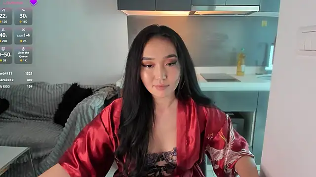 satoriluna live XXX chat