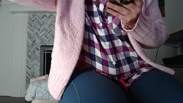 دردشة AuroraWillows الجنسية المباشرة