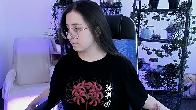 VirtuallVoyant Live XXX Chat