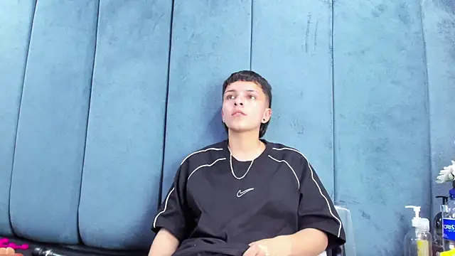 XXX chat uživo modela Megan_Thompson_