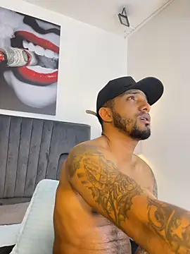 Chat +18 de Robin_Rief ao vivo