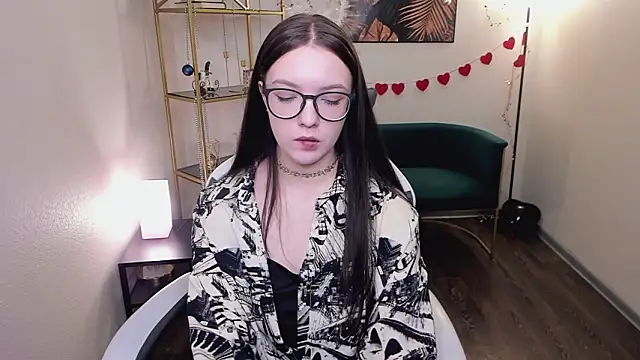 Emily_tender: онлайн-секс-чат