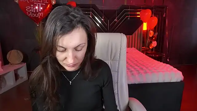 Show modela ZafiraMoonn na web-kameri