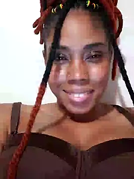 HONEYSWEETS_LIVE élő XXX-chatje