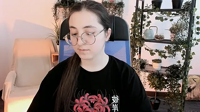 VirtuallVoyant 现场XXX聊天