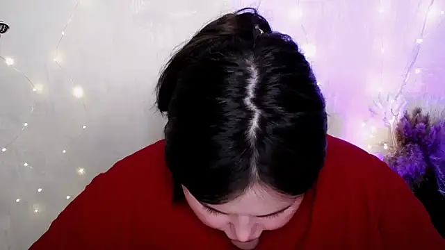 Emily_Mo Adlı Modelin Canlı XXX Sohbeti