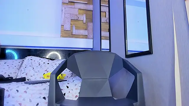 ThomasMontero: онлайн-секс-чат